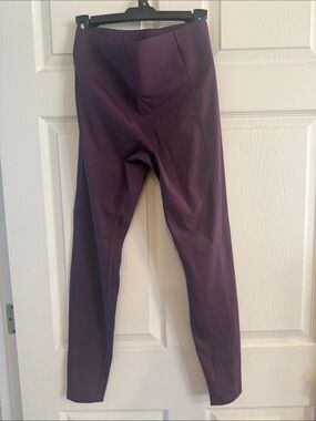 PINK Victoria's Secret Plum Purple Leggings